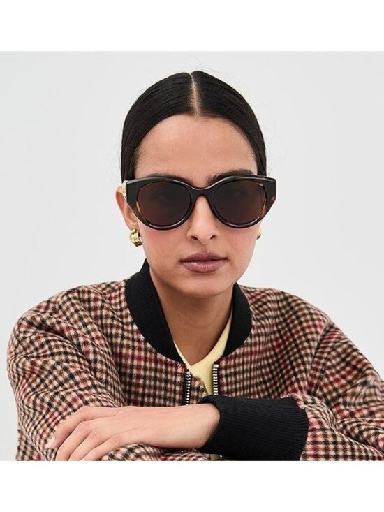 Gucci GG1976SK 003 Cat Eye Sunglasses - Havana / Brown main image 8
